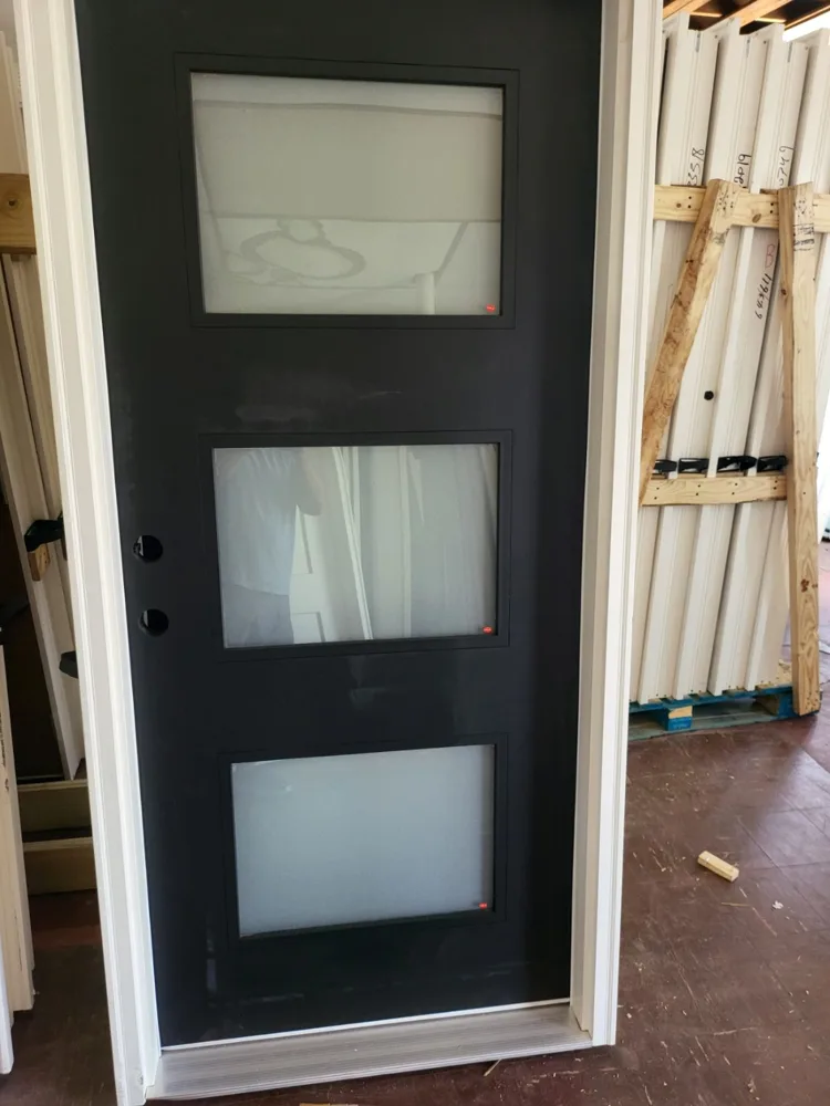Three light shaker stall frosted glass
